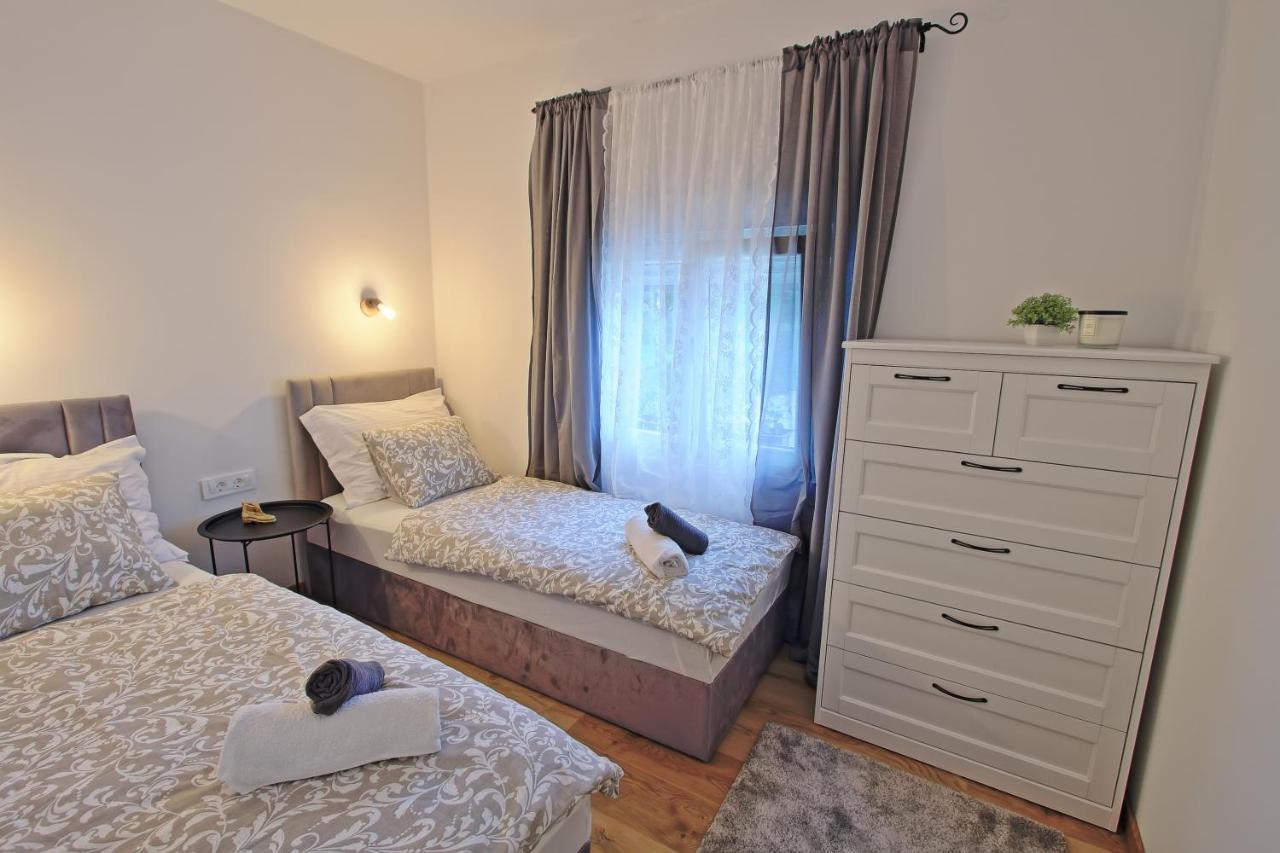 Holiday Home Bulog Sinac Esterno foto